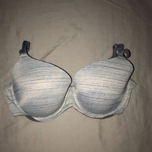 VICTORIAS SECRET/PINK BRA